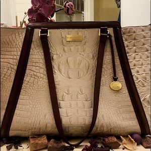 COPY - NWT Brahmin Melbourne